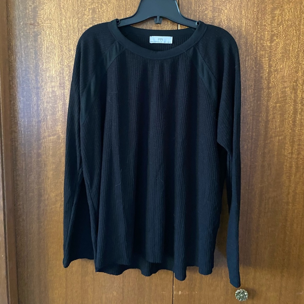 Zara Ribbed Flowy Black Long Sleeve Shirt Size L